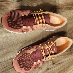 On Cloud Road-Running Shoes - Women's